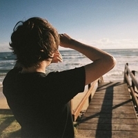 背影qq头像男生_有男人味的背影