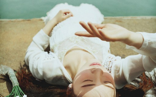 非主流壁纸图片女生版