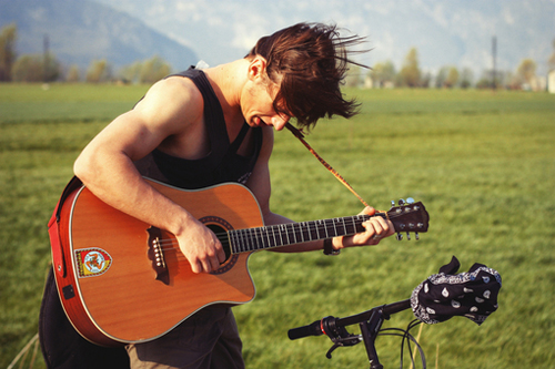 非主流男生侧照和背照图片