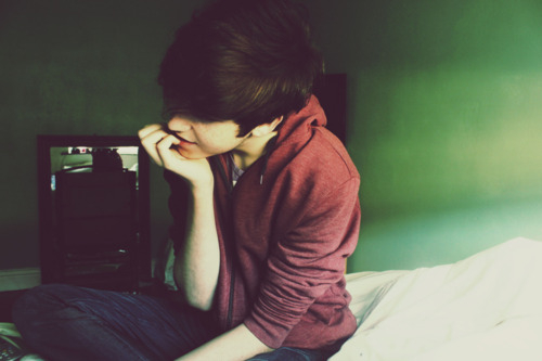 非主流男生侧照和背照图片