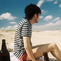 迷人微笑的非主流男生头像