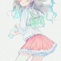 乖巧依人的卡通女生qq头像