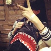 最新非主流情侣头像1左1右