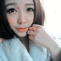 非主流性感露骨女生头像