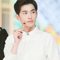 杨洋帅气头像高清照片