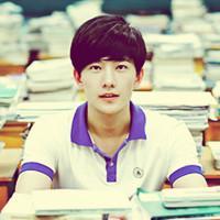 杨洋帅气头像高清照片