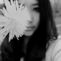 哭了的女生头像