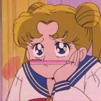 娇小可爱的卡通女生头像