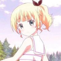 娇小可爱的卡通女生头像