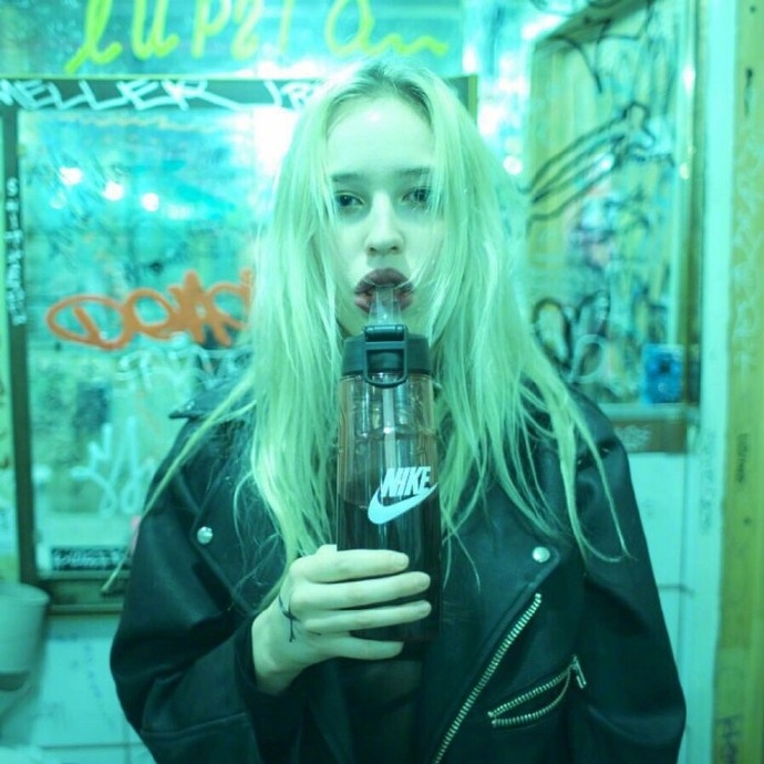 非主流欧美女生图片