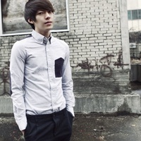 阳光男生高清头像