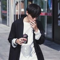 阳光男生高清头像