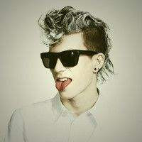 欧美阳光意境男头像