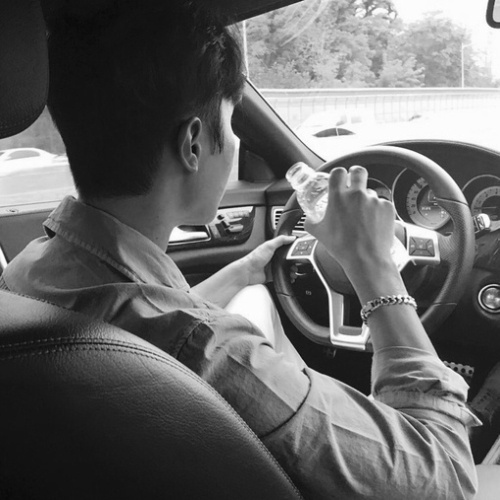 非主流男生伤感图片