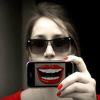 潮流墨镜女生头像