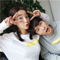 最新创意高清情侣头像一人一张