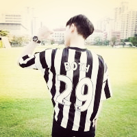 微信韩系帅哥头像背影