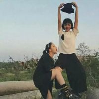 好看两姐妹qq头像一人一张