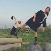 好看两姐妹qq头像一人一张_一声姐妹大过天