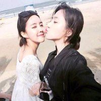 好看两姐妹qq头像一人一张