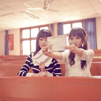 好看两姐妹qq头像一人一张