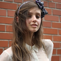 清新小女孩欧美头像