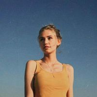 清新小女孩欧美头像