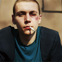 欧美颓废男生抽烟头像