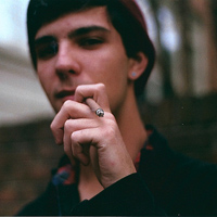 欧美颓废男生抽烟头像