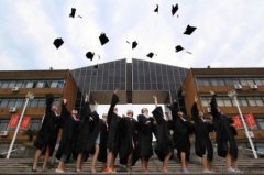 心碎校园伤感个性签名