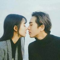 甜蜜瞬间情侣头像