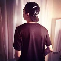 帅气男生背影微信头像