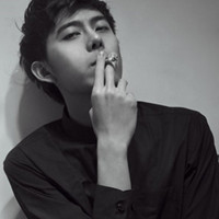 qq男生霸气抽烟头像