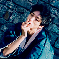 孤独男生抽烟头像