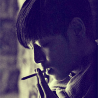 孤独男生抽烟头像