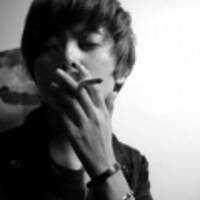 孤独男生抽烟头像