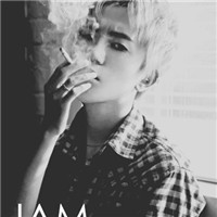 孤独男生抽烟头像