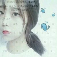 有键盘的qq女生头像