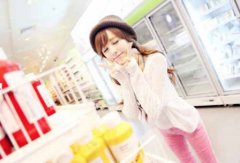 文艺好听的女生个性签名_一个人的夜很美