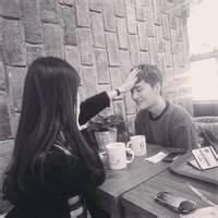 黑白意境情侣头像