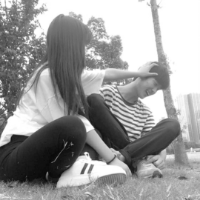 黑白意境情侣头像