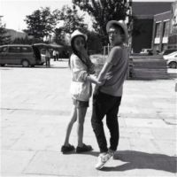 黑白意境情侣头像