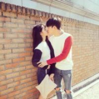 一左一右的创意高清情侣头像