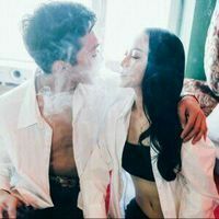 一左一右的创意高清情侣头像