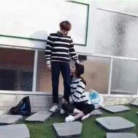 一左一右的创意高清情侣头像