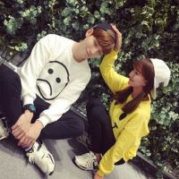 一左一右的创意高清情侣头像