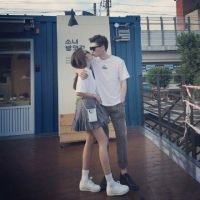 一左一右的创意高清情侣头像