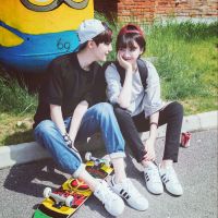 一左一右的创意高清情侣头像