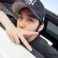 干净帅气男生QQ头像