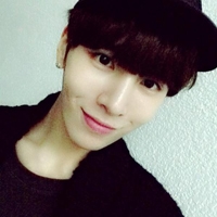 干净帅气男生QQ头像